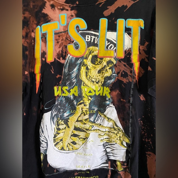⚡️ It’s Lit custom dye graphic tee - Picture 3 of 5